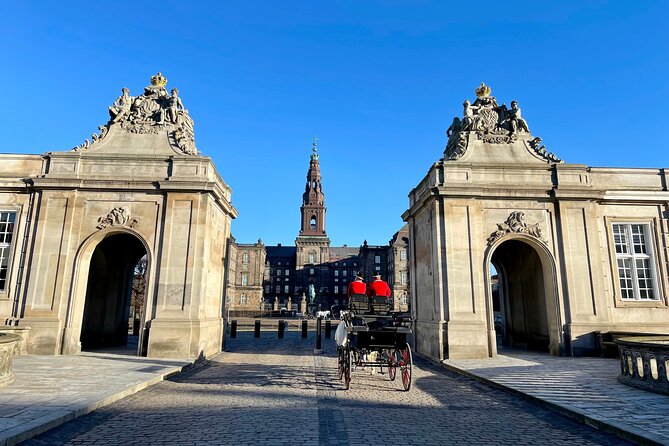 E-Scooter "Stand Up Kick Bike" 2 Hour Guided Copenhagen Tour - What the guide adds to the ride