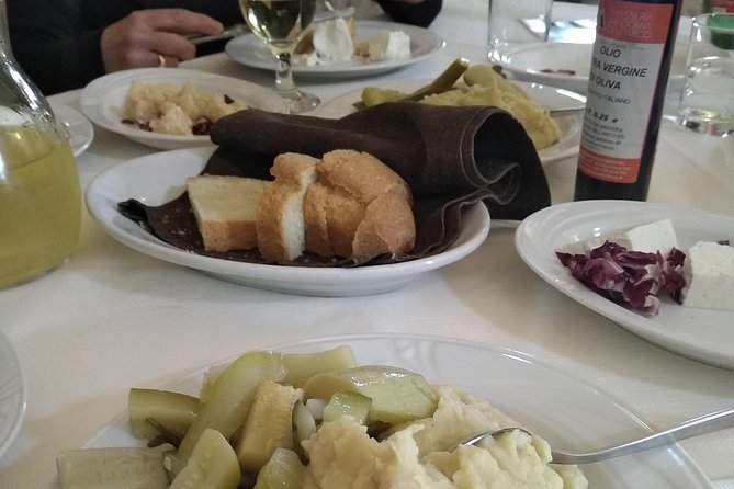 Ebike tours: the villages of Valle d'Itria and tasting of typical products - Starting in Martina Franca at 9:30