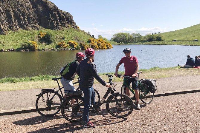 Edinburgh Sky to Sea Bike or E-Bike Tour with Transfer by TBC - Canals, railways, and the quieter side of the city