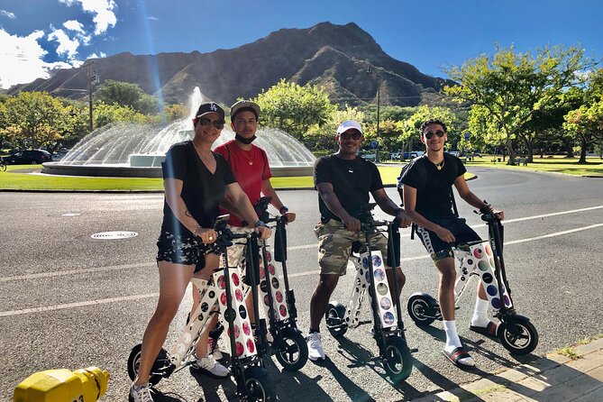 Electric Bike Ride & Diamond Head Hike Tour - The beach park and Waikiki’s coastal views