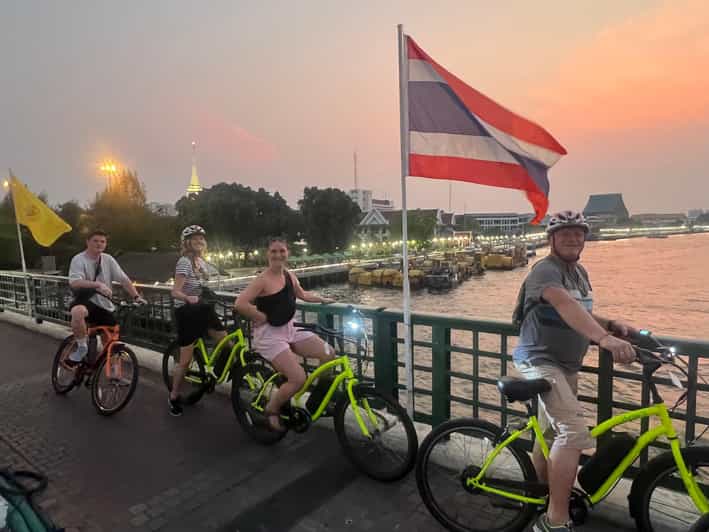 Electric Bike Tour - Wat Prayoon and the turtle stop
