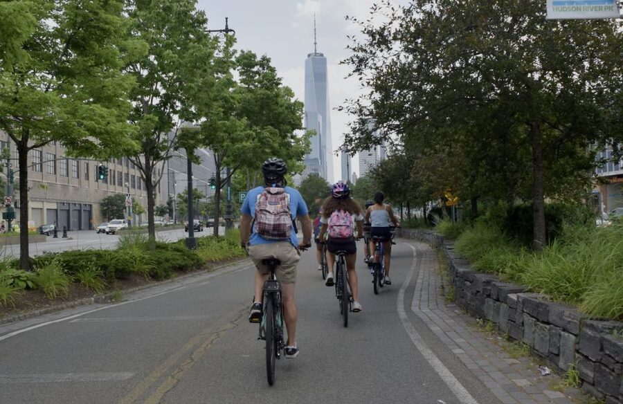 Electric Bike Tour: Classic Manhattan And More! - Washington Square Park and the shift uptown