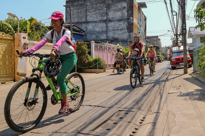Explore Bangkok by Bike & Boat with Lunch - Key points at a glance