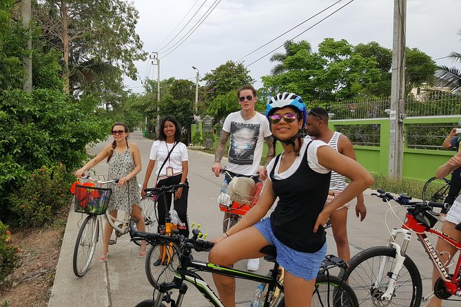 Explore Bangkok by Bike & Boat with Lunch - Returning by long-tail boat through the canals