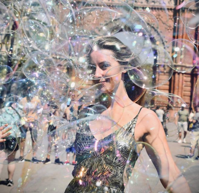 Explore Barcelona by Bike & Photo Shooting - Casa Batlló and the modernist center