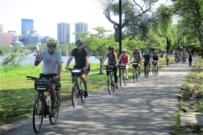 Family Friendly Guided Bike Tour of Boston - The North End begins the ride with garlic and cannoli