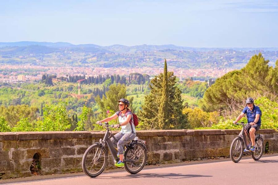 Fiesole E-Bike Tour with Olive Oil Tasting or Pool & Chill - Leaving Florence by electric bike