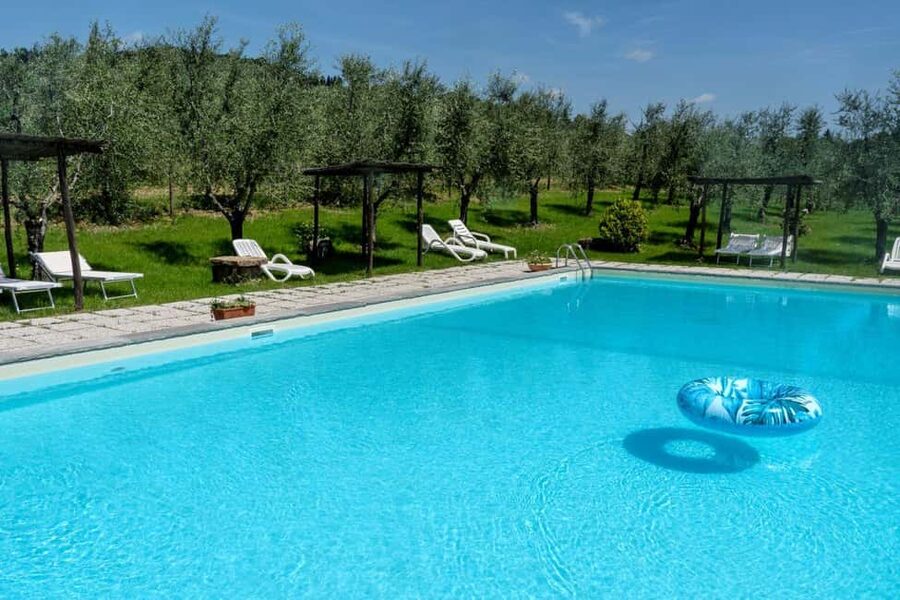 Fiesole E-Bike Tour with Olive Oil Tasting or Pool & Chill - The climb toward Fiesole