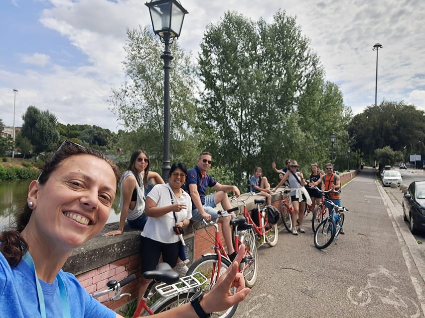 Florence: City Highlights Bike Tour - How the cycling feels in central Florence
