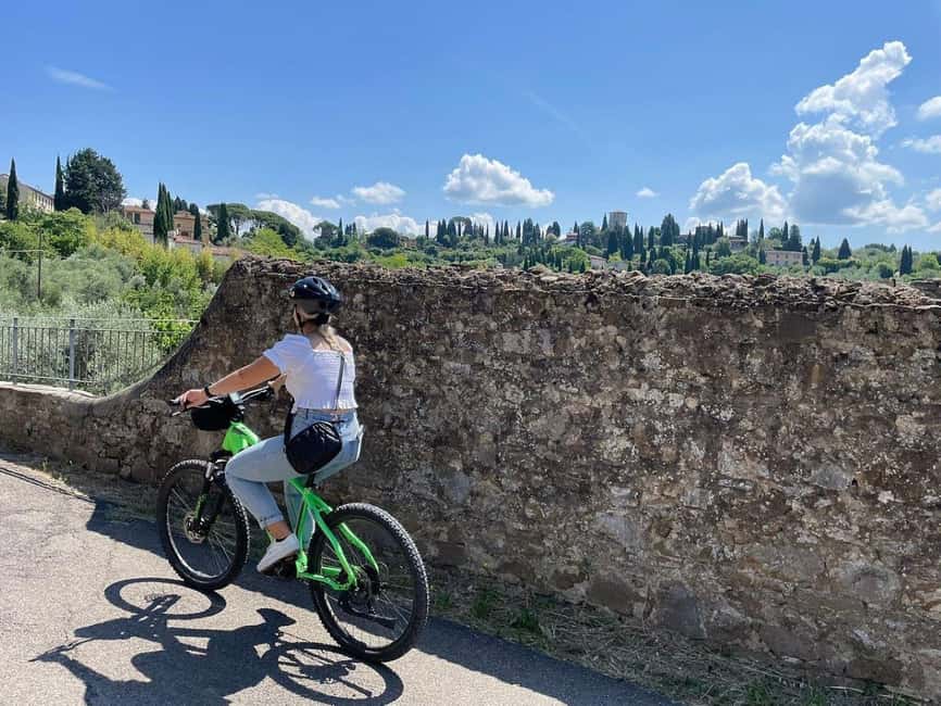 Florence: E-Bike Tour in Tuscany with Winery & Wine Tasting - Leaving the Oltrarno for old country roads