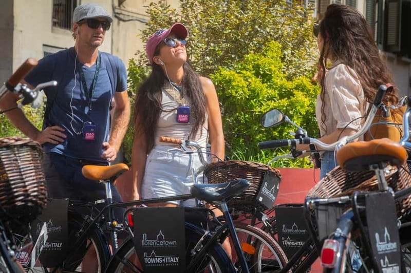 Florence: Guided Bike Tour in Small Group - Crowds, cobblestones, and weather