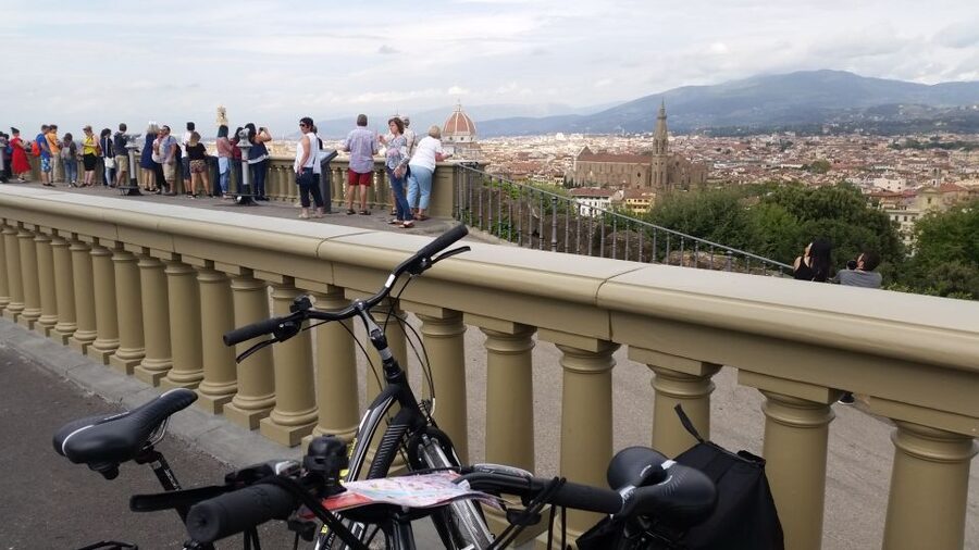 Florence: Guided Bike Tour with Piazzale Michelangelo - Why a bike works so well in Florence