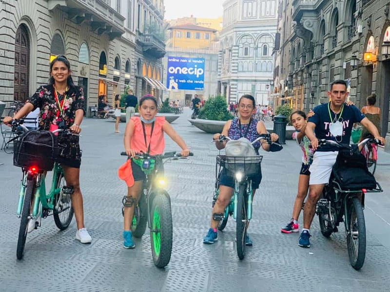 Florence: Guided E-Bike Tour to Piazzale Michelangelo - Santa Maria Novella and the first city sights