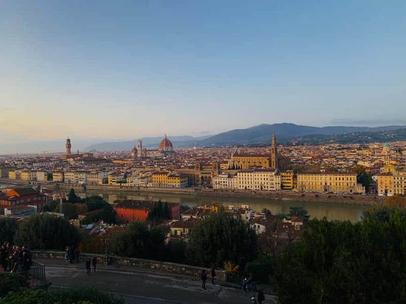 Florence: Guided E-Bike Tour to Piazzale Michelangelo - The climb to Piazzale Michelangelo