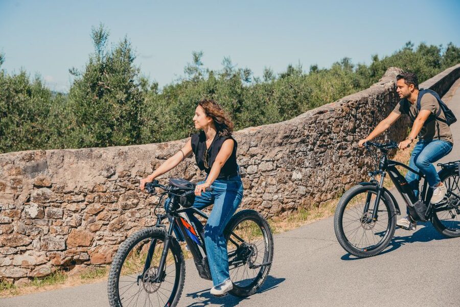 Florence: Guided Electric Bike Tour with Gelato - Pian dei Giullari and Arcetri show Florence’s country edge