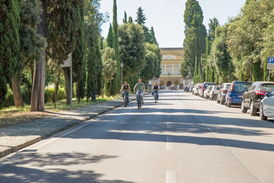 Florence: Guided Electric Bike Tour with Gelato - Gelato is a small but welcome finish