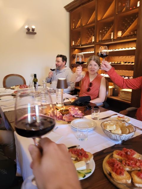 Florence: Tuscany Bike Tour with Wine & Olive Oil - Weather, Clothing, and Practical Comfort