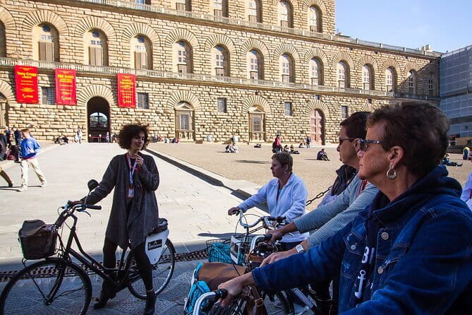 Florence Vintage Bike Tour–guided, small group or private option - The Duomo and San Lorenzo: Florence in close quarters