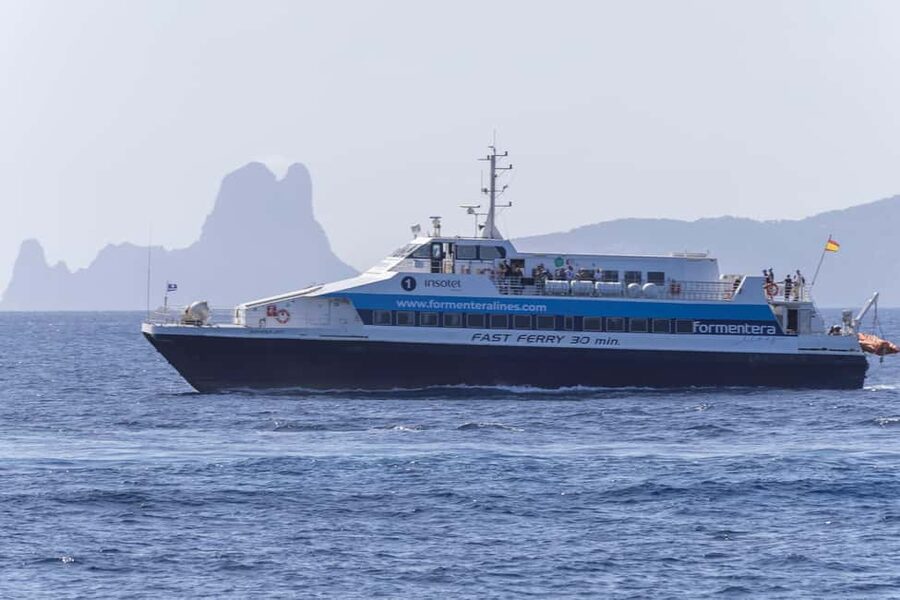 Formentera: discover our fast ferry + electric bike package. - Picking Up the Electric Bike at La Savina