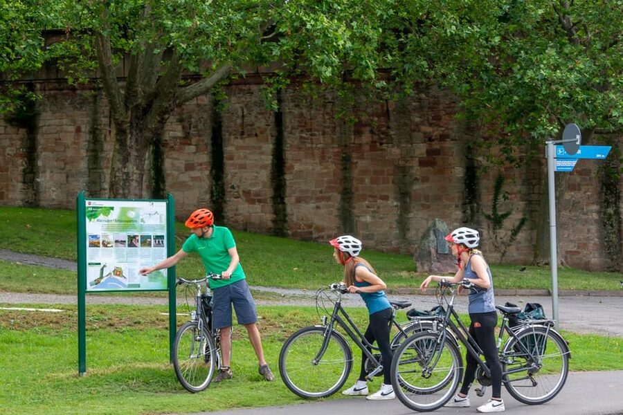Frankfurt: Full-Day Bicycle or E-Bike Rental - Planning a self-guided day with the route map
