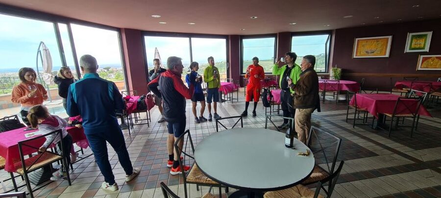 Frascati: Tour in E-Bike with Wine Tasting - Climbing toward Monte Tusculum