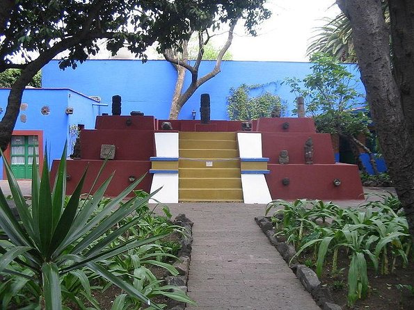 Frida Kahlo VIP [Museum Tickets Included] Bike, Markets & Churros - Del Carmen: Streets That Put Frida in Place