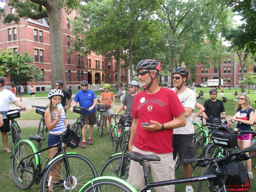 From Boston: Guided Bike Tour of Cambridge - Longfellow Bridge and the return views