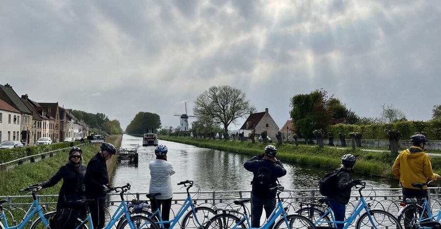From Bruges: Family-Friendly Countryside Guided Bike Tour - Flat Roads, Fields, and Belgian Cows