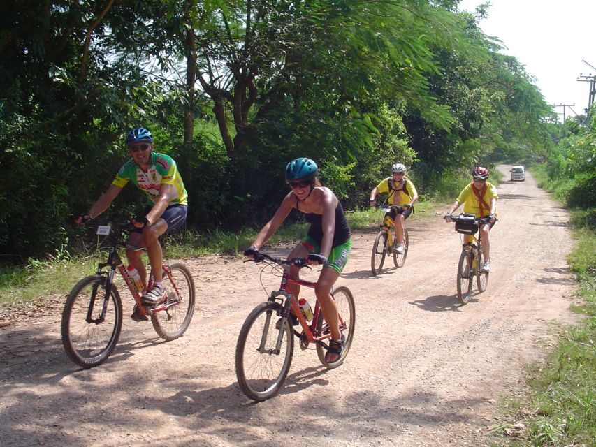 From Chiang Mai: Mae Taeng Valley and Waterfalls Cycle Tour - The ride back to Chiang Mai