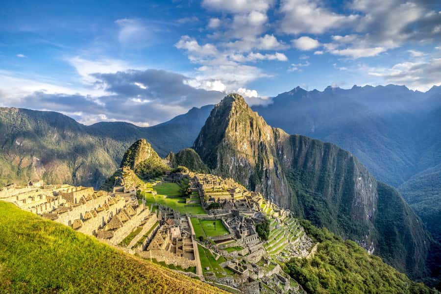 From Cusco: 4-Day Inca Jungle Adventure to Machu Picchu - Day 4: Sunrise light at Machu Picchu