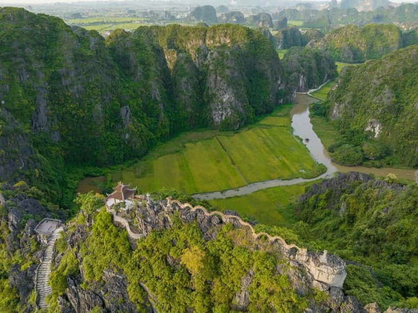 From Hanoi: Hoa Lu, Tam Coc, Mua Cave & Cycling in Ninh Binh - Who should choose this Ninh Binh day trip?