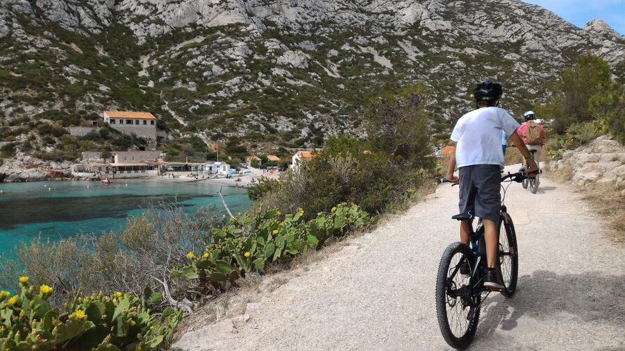 From Marseille: Calanques National Park E-Mountain Bike Tour - Montagne de l’Aigle brings the real mountain biking