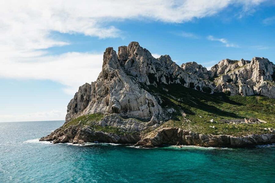 From Marseille: Guided E-Bike Tour to Calanque de Sormiou - The approach to Calanque de Sormiou