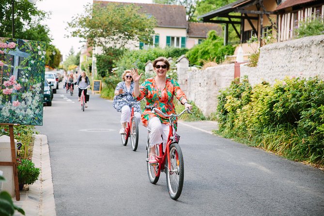 From Paris: Monet Gardens & Giverny Bike Tour with Picnic Stop - Why this Giverny trip works so well