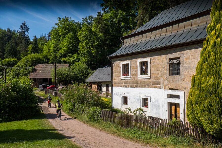 From Prague: E-Mountain Biking Trip to the Bohemian Paradise - Through the sandstone gorge