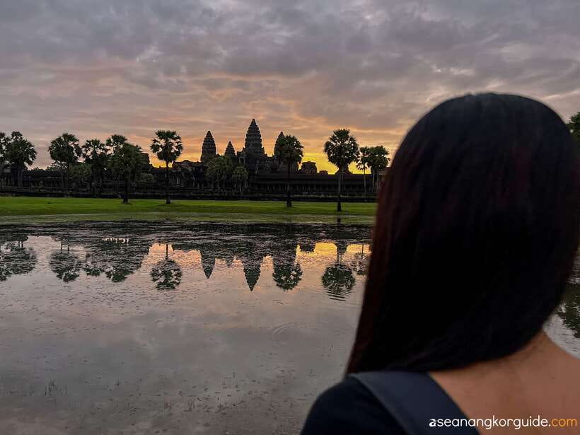 From Siem Reap: Angkor Wat Sunrise and Temples E-Bike Tour - Trading the tuk-tuk for an e-bike