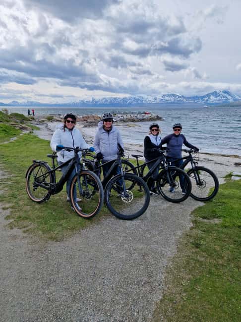 From Tromsø: Tromsø Highlights & History Tour With E-Bike - Key points at a glance