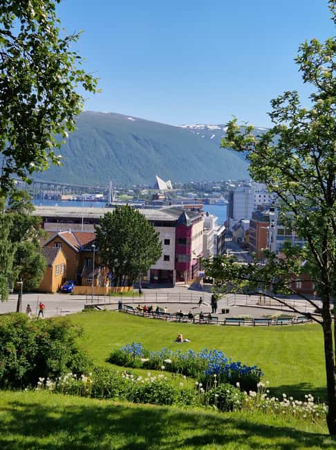 From Tromsø: Tromsø Highlights & History Tour With E-Bike - Skansen and Vervet: old and new Tromsø