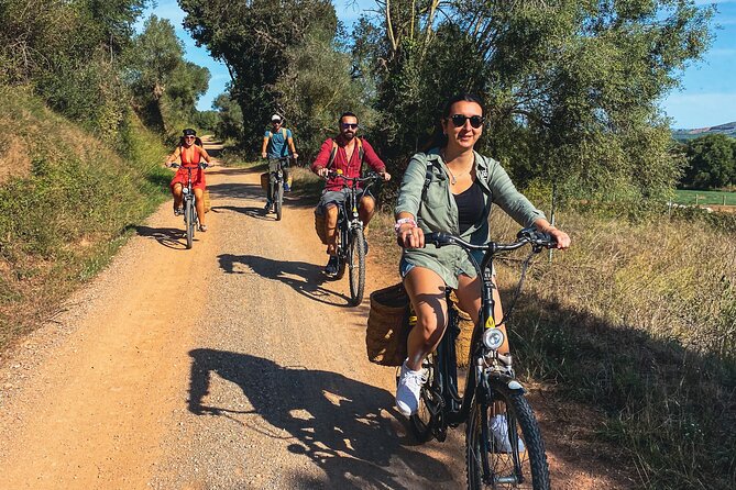 Full-Day Costa Brava and E-Bikes Guided Tour from Barcelona - Medieval villages with time to look around