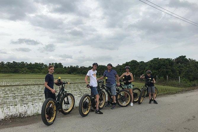 Full-day E-bike Countryside and Nam Phrae (flat-hilly, GUIDED) - Key points at a glance