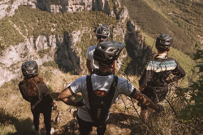 Full-Day Private Ghost Town Bike Tour in Fabriano and Genga - Choosing between the easy and medium routes
