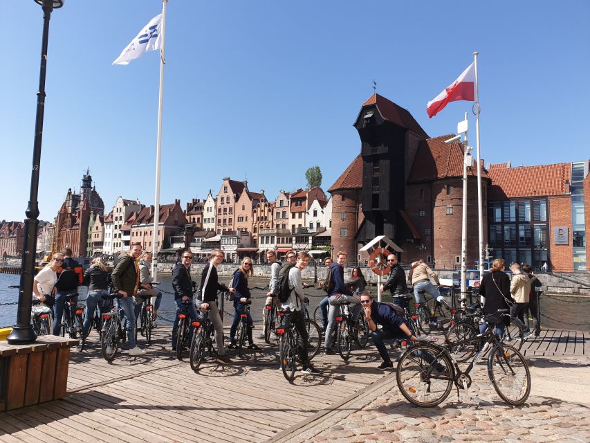 Gdańsk: Highlights Bike Tour - Lower Town, canals, and old fortifications