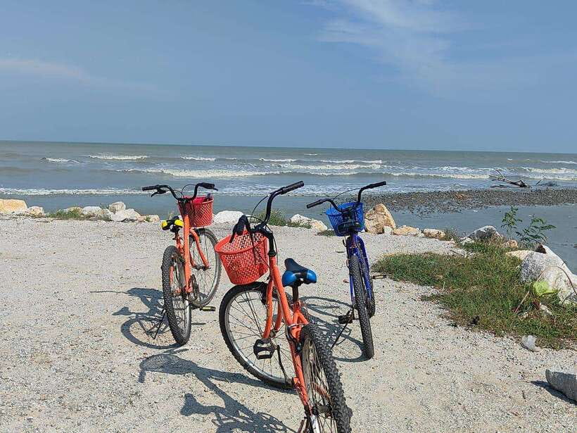 George Town: Balik Pulau Countryside Morning Cycling Tour - Who should book this Balik Pulau ride?