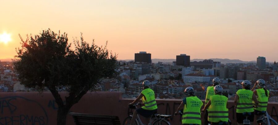 Go Lisbon by Night Electric Bike Tour - Safety, traffic, and the limits of easy riding
