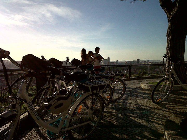 Go Lisbon by Night Electric Bike Tour - What the guides add to the experience