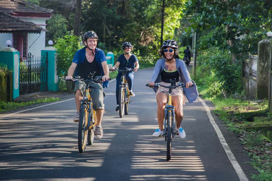 Goa: Old Goa and Divar Island E-Bike Tour with Snacks - St. Cajetan’s Church, Sé Cathedral, and Viceroy’s Arch