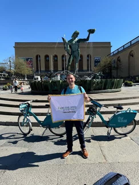 Gothenburg: City Highlights Bike Tour with Transfer - Booking Details to Keep in Mind