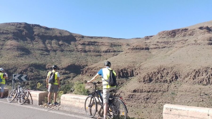 Gran Canaria: 4 Hour - 7 Day E-Bike Rental 80km battery life - Battery range, weight limits, and realistic planning