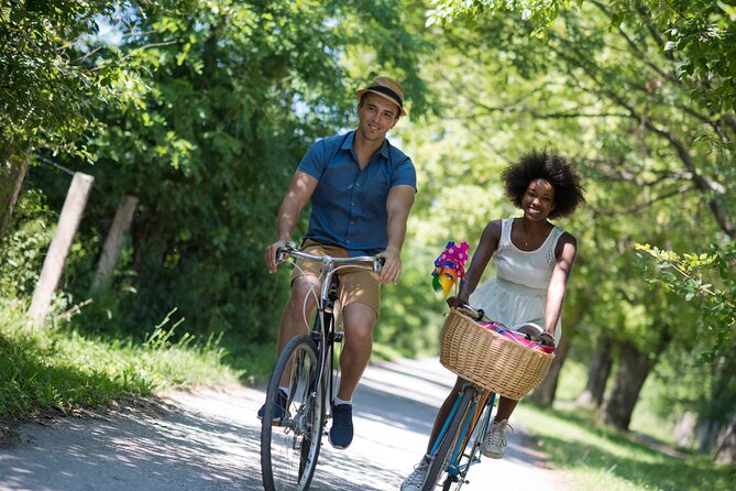 GRAND CITY Private Guided Tour on Bike, E-Bike, E-Step or Segway - A short look at the Oceanogràfic