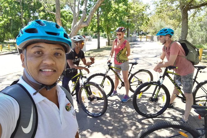 Guided Bike Tour of Stellenbosch - Botanical gardens, the Eerste River, and local stories